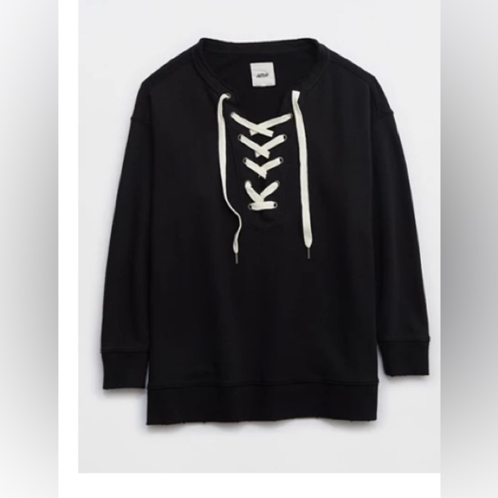 Like new Aerie Lace Up Oversized
Crew Sweatshirt